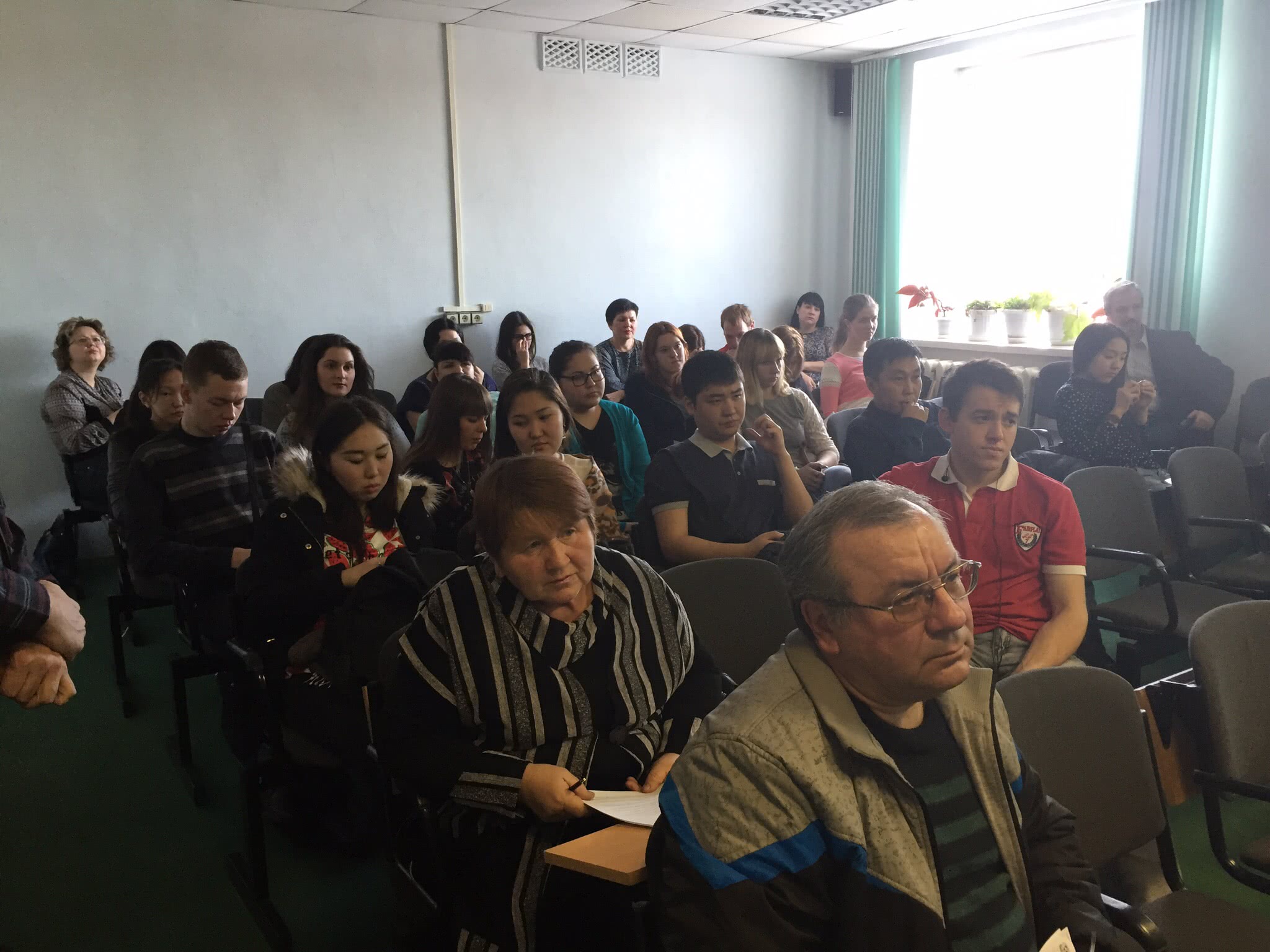 Сотрудники и студенты ТИ (ф) СВФУ приняли активное участие в первом Всероссийском географическом диктанте