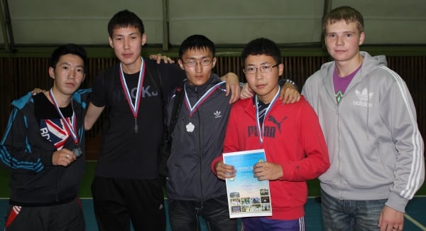 Поздравляем команды юношей, занявшие призовые места в соревнованиях по футболу